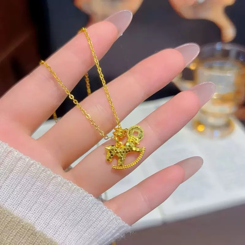 Coin Necklace Delicate - Funkelnde Eisriss-Pferdeanhänger-Halskette für Damen – Glücksbringer-Münze,